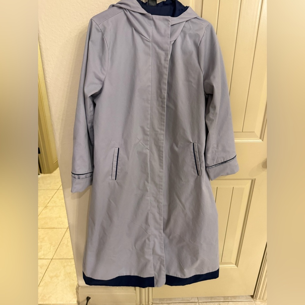 Her Universe Doctor Who Thirteenth Doctor Trench
Coat size xl - Picture 8 of 9